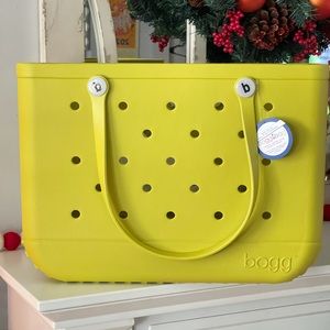 Bogg bag HTF new green apple OG aka XL